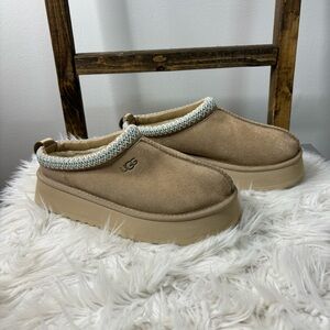 UGG Tazz Platform Slipper Sand Boots